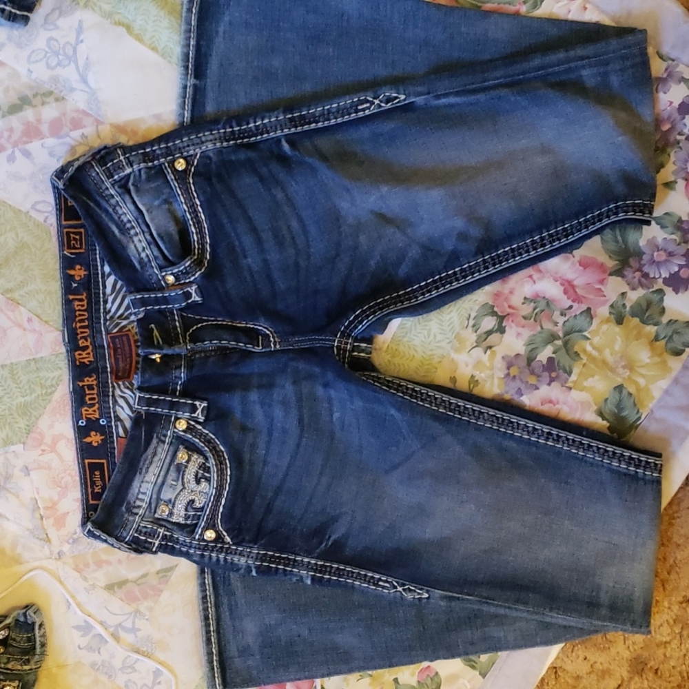 Rock Revival size 27